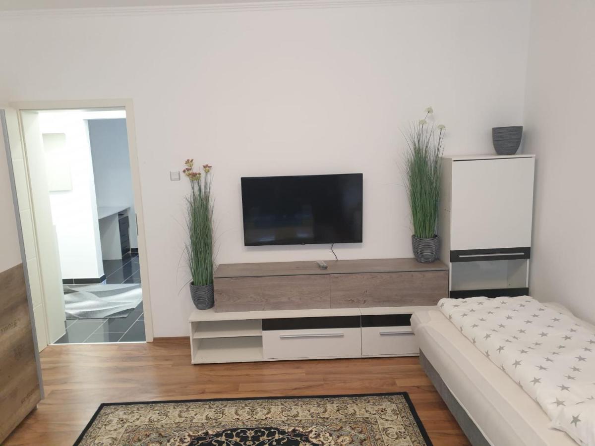 Nacar Apartment Нюрнберг Екстериор снимка